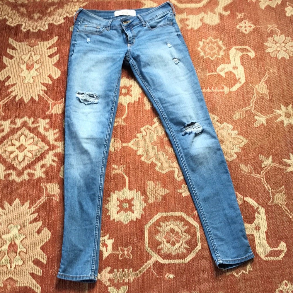 Hollister “super skinny” jeans size 3R